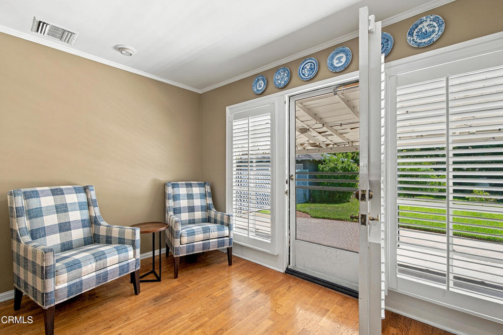 3586 Mountain View