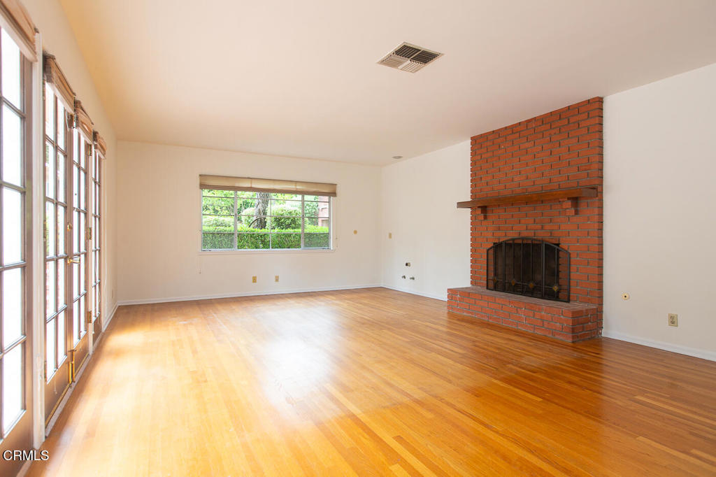 710 S Grand Avenue