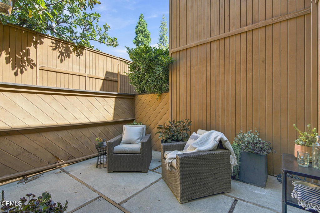 121 Arlington Drive 8