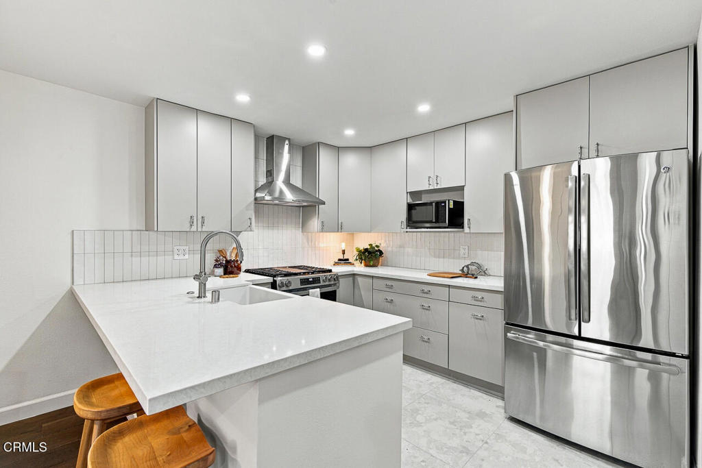 121 Arlington Drive 8