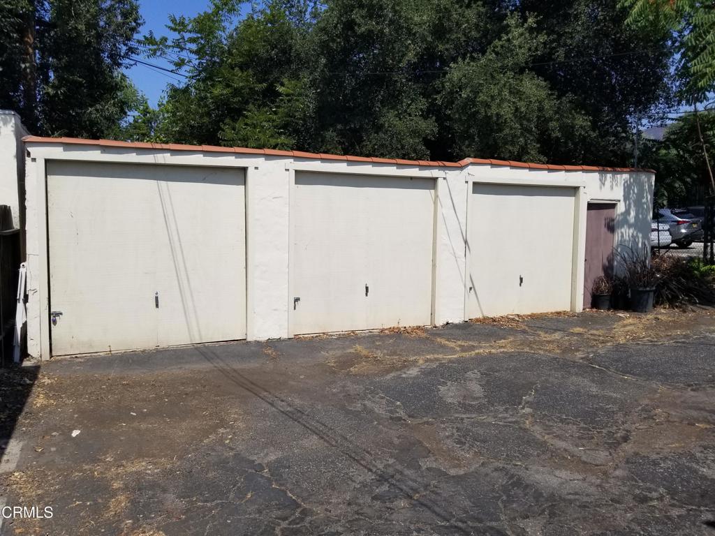 2167 Lake Avenue