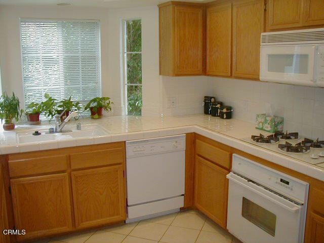 2350 Foothill Boulevard Unit: 15