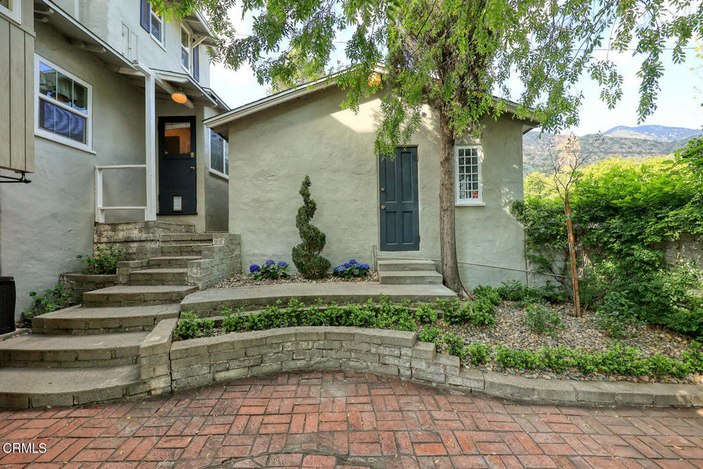 494 Auburn Avenue