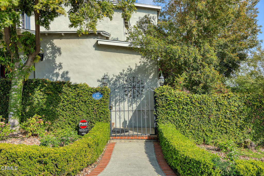 494 Auburn Avenue