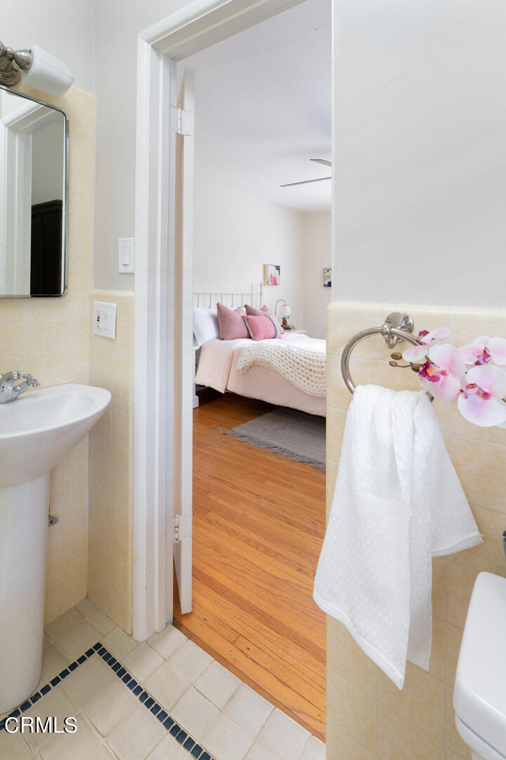 351 S Parkwood Avenue