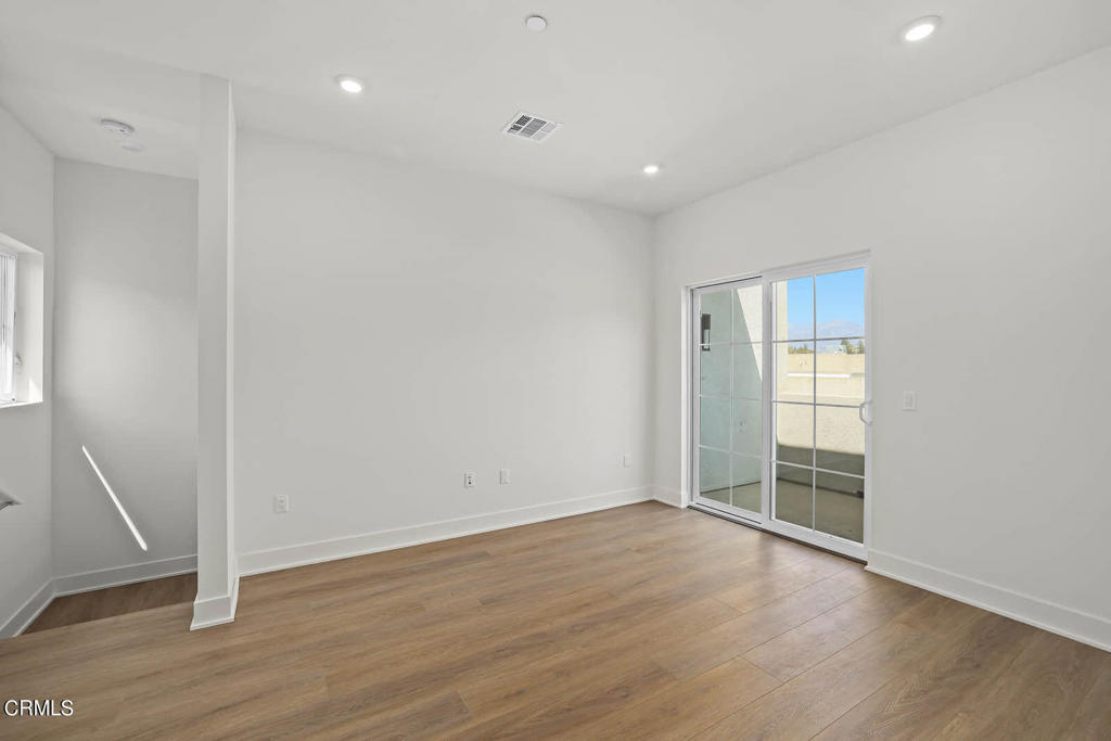 834 N Fair Oaks Avenue Unit: 107