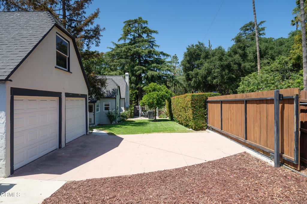3146 Marengo Avenue