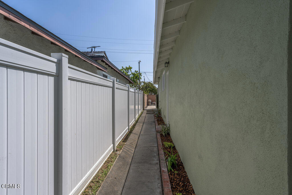 9924 Scribner Avenue