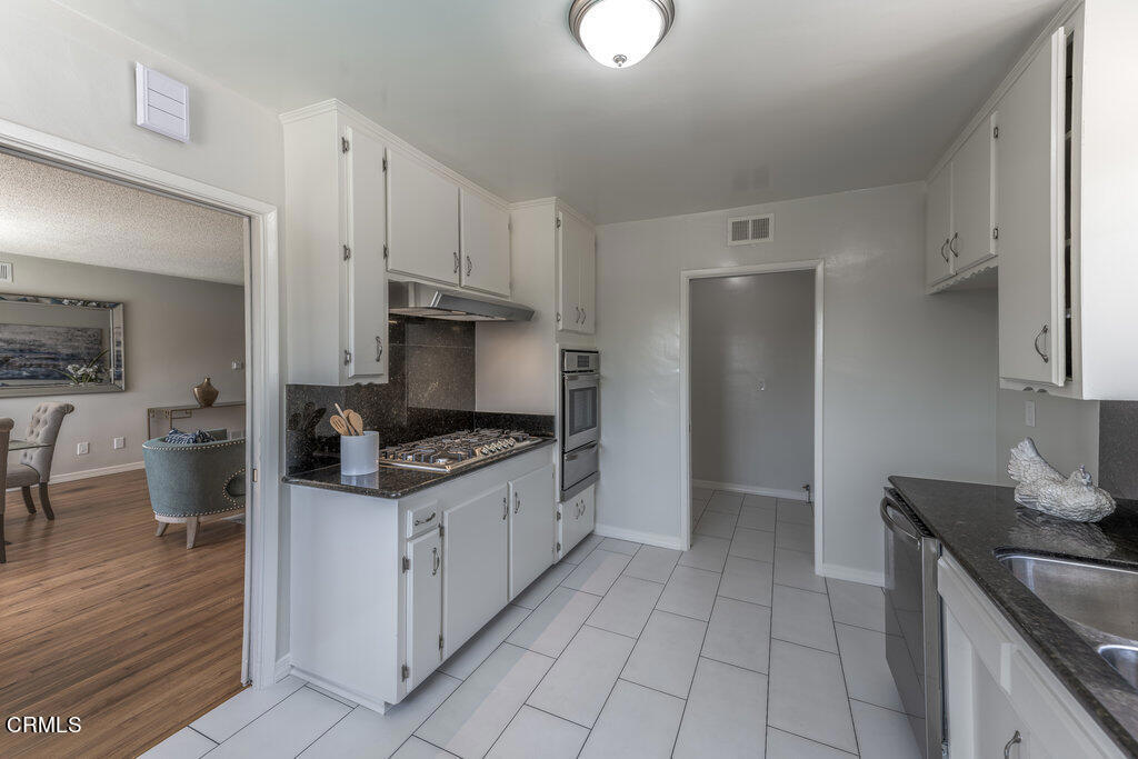 9924 Scribner Avenue