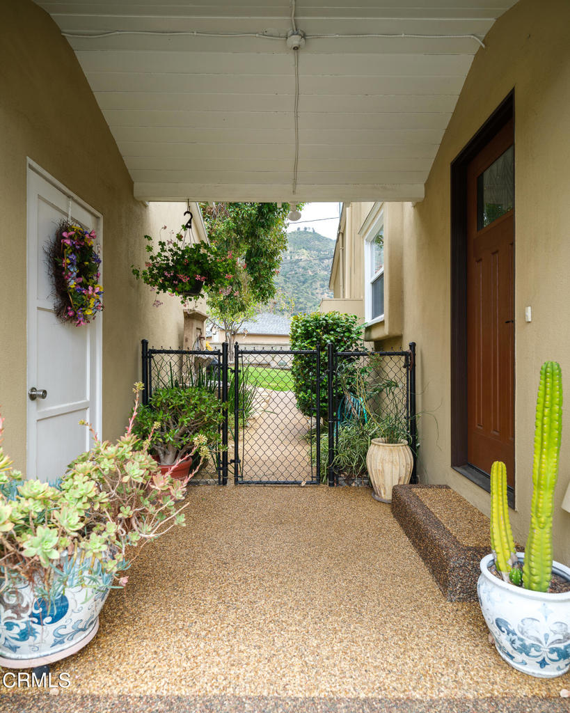 2479 Glen Canyon Road