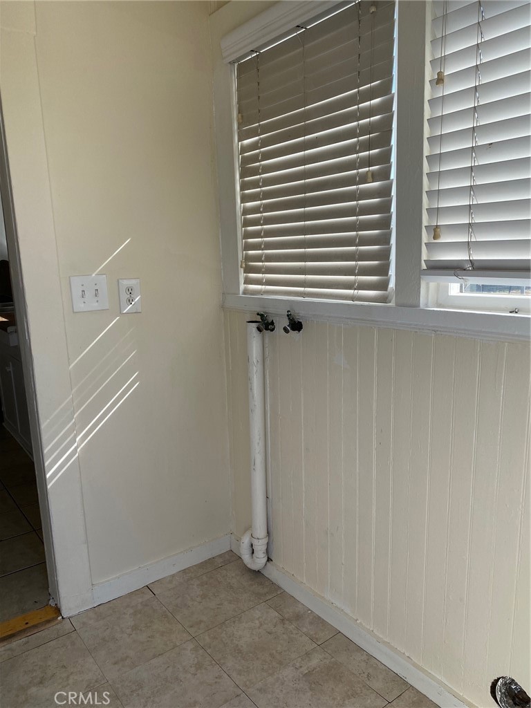 1692 University Drive