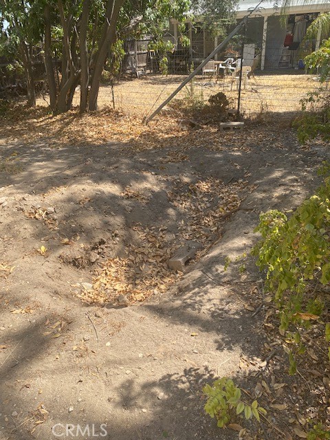 1751 N Oxford Avenue