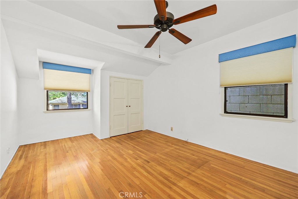 1183 Menlo Drive
