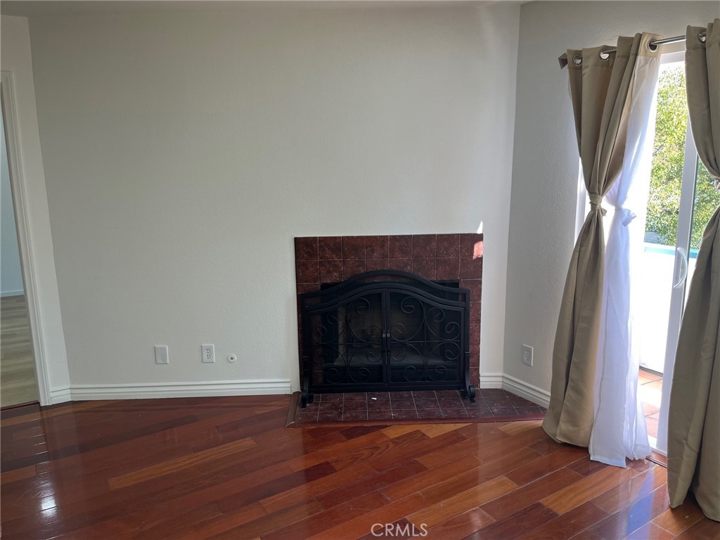 14610 Erwin Street Unit: 208