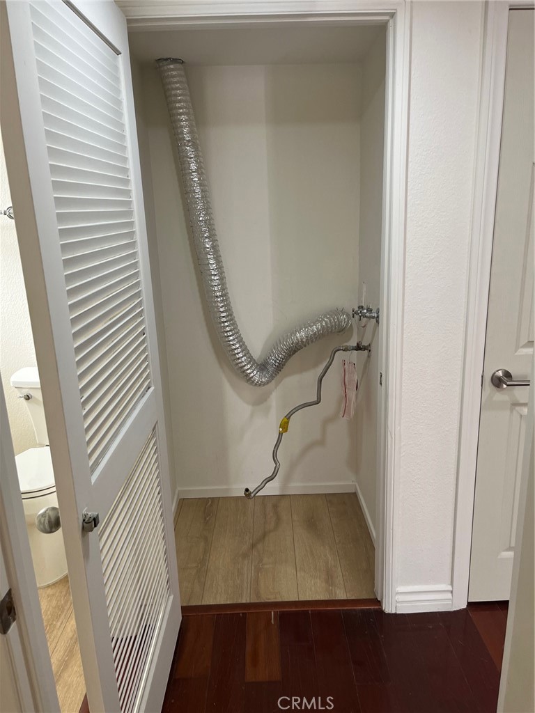 14610 Erwin Street Unit: 208