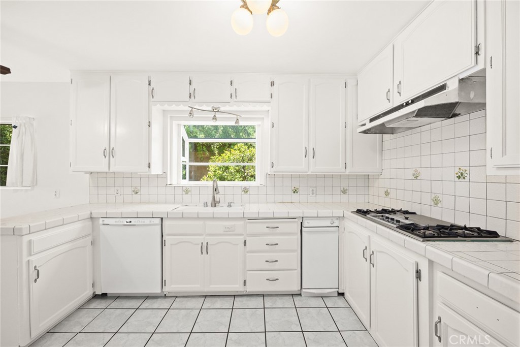 3479 Canon Boulevard