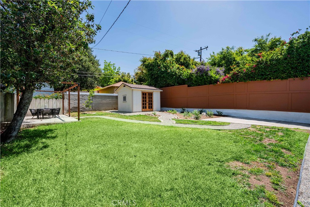 59 W Mariposa Street