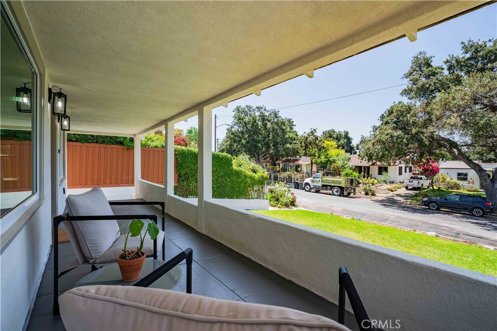 59 W Mariposa Street