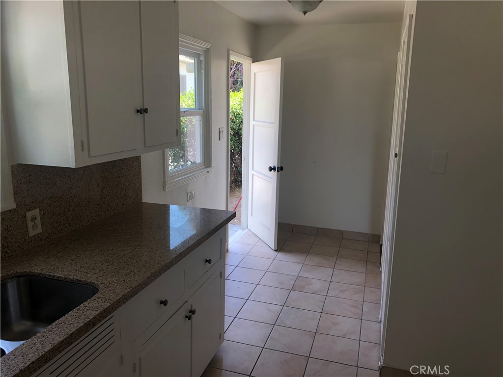 52 N Berkeley Avenue