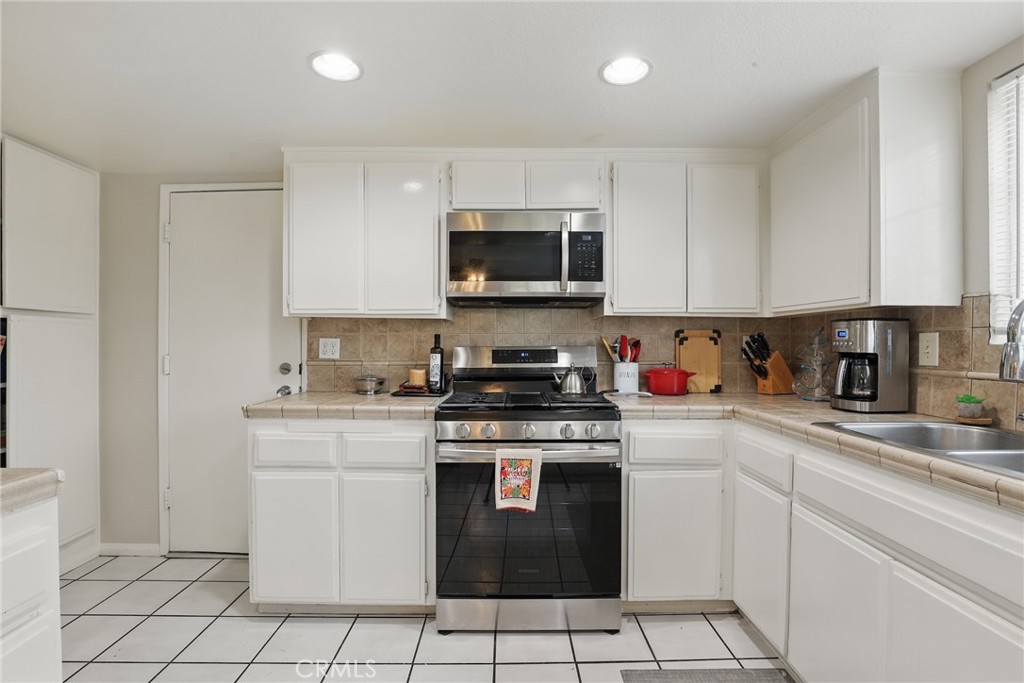 4703 Blackrock Avenue