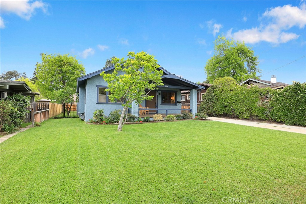 859 N Chester Avenue