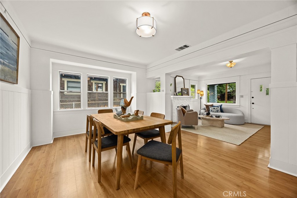 859 N Chester Avenue