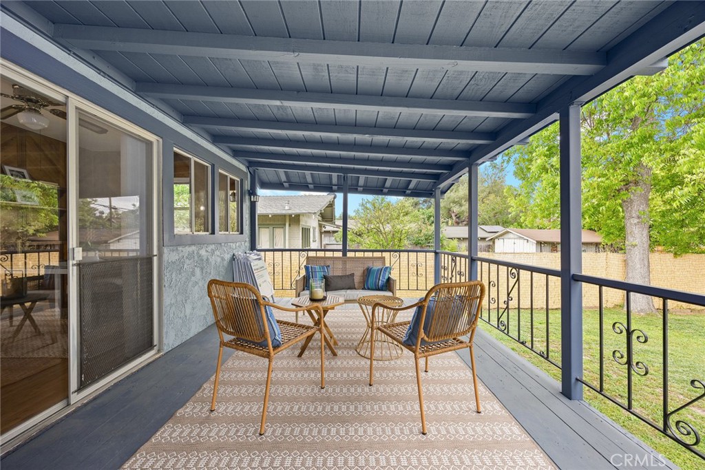 859 N Chester Avenue