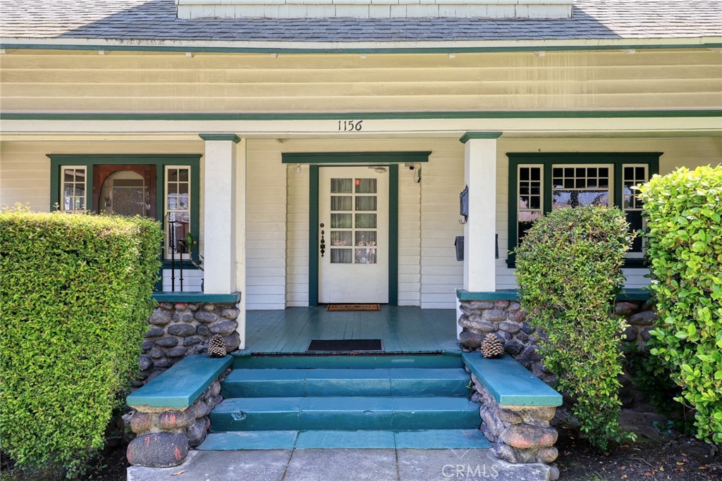 1156 Steuben Street