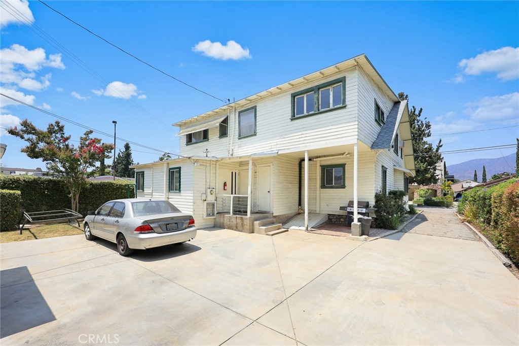 1156 Steuben Street