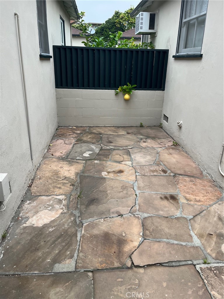 70 Eastern Avenue S 70