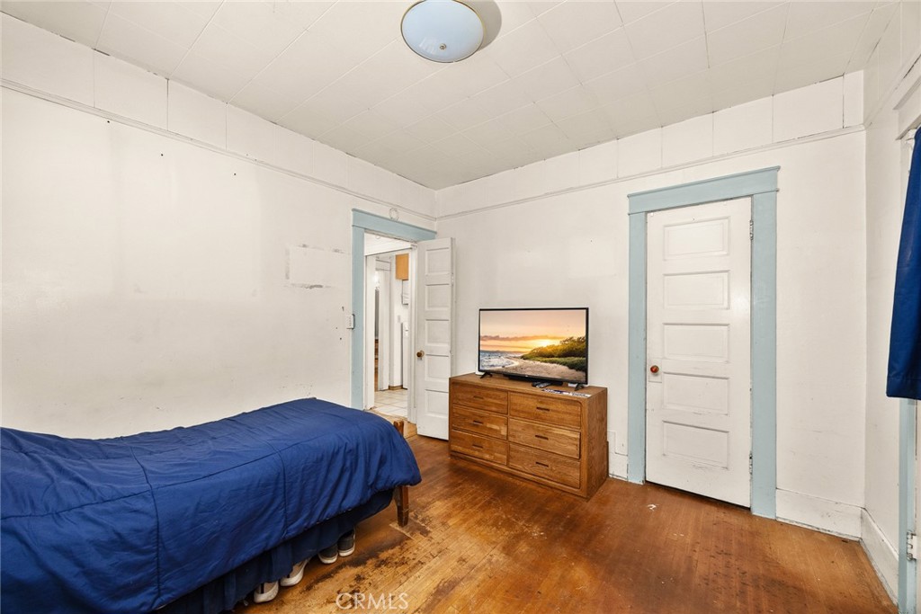 1190 N Wilson Avenue N