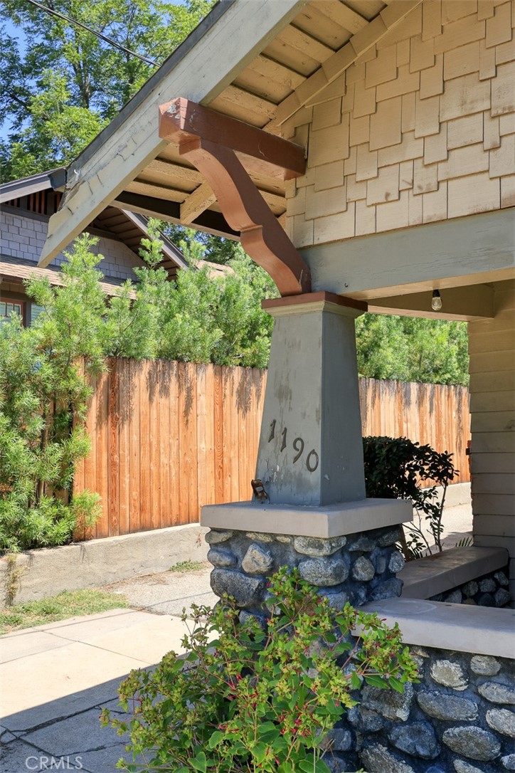 1190 N Wilson Avenue N