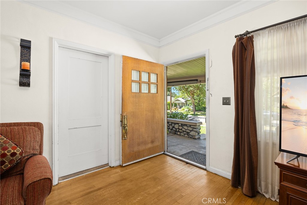 1190 N Wilson Avenue N