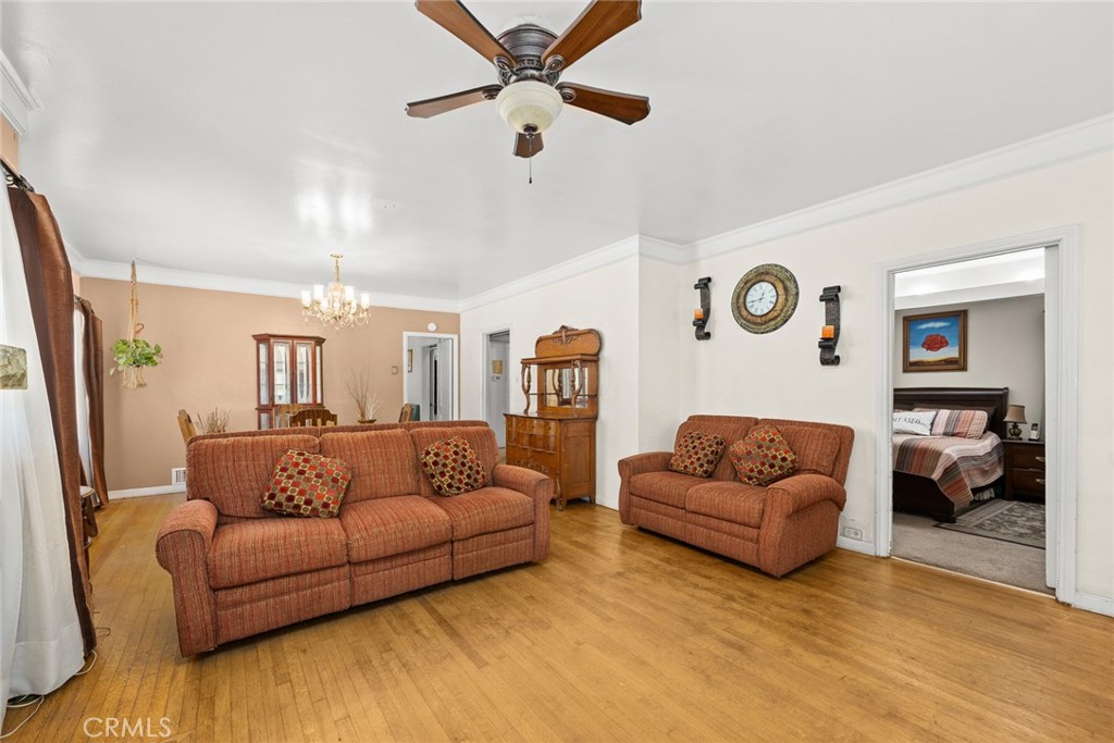 1190 N Wilson Avenue N