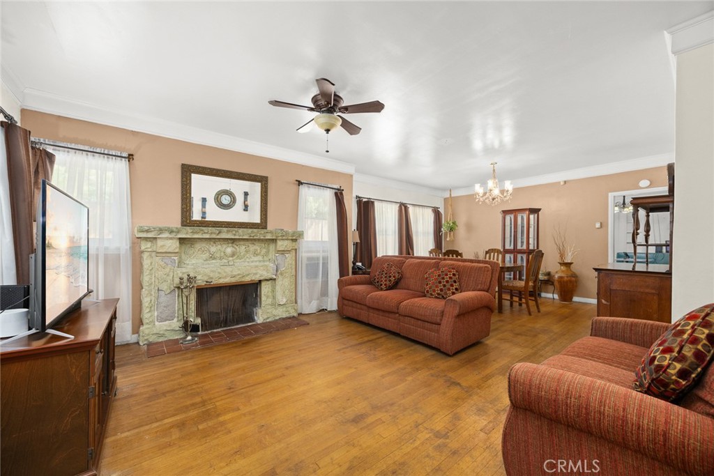 1190 N Wilson Avenue N