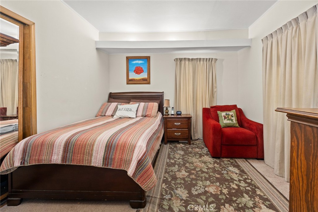 1190 N Wilson Avenue N