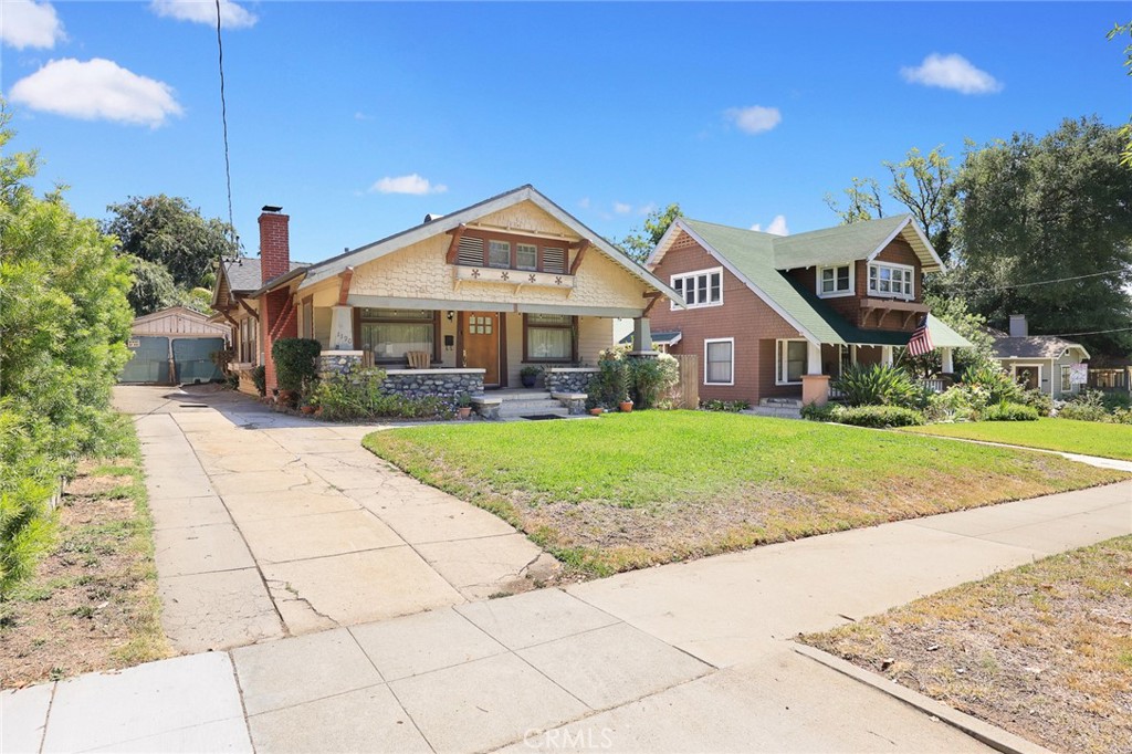 1190 N Wilson Avenue N