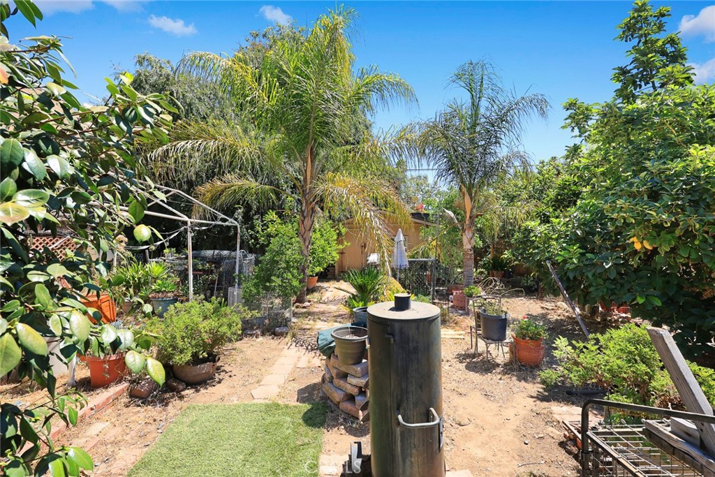 1190 N Wilson Avenue N