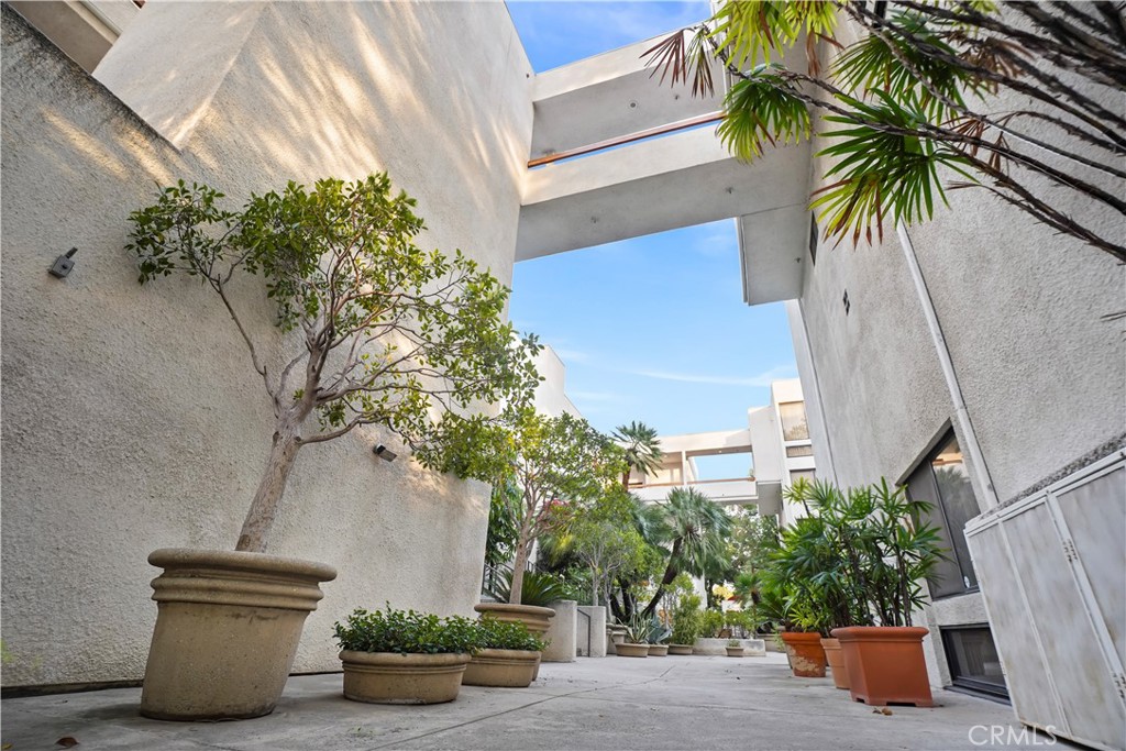 500 E Del Mar Boulevard