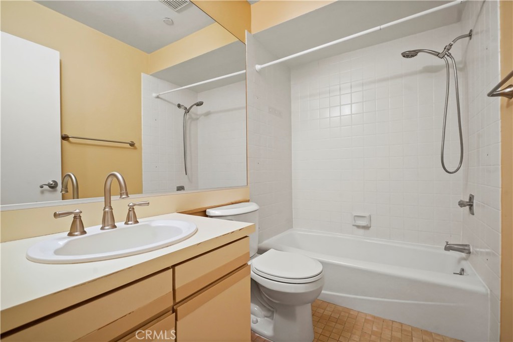 500 E Del Mar Boulevard