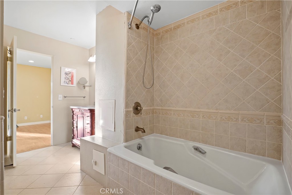 500 E Del Mar Boulevard