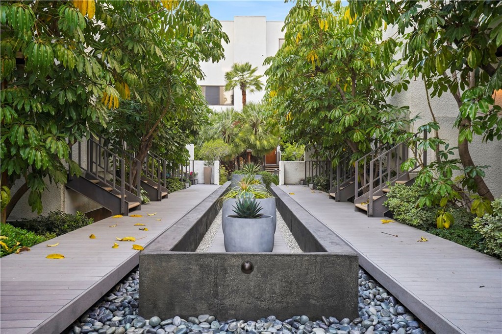 500 E Del Mar Boulevard