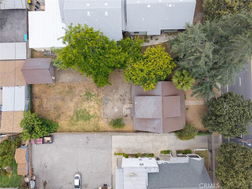 366 E Orange Grove