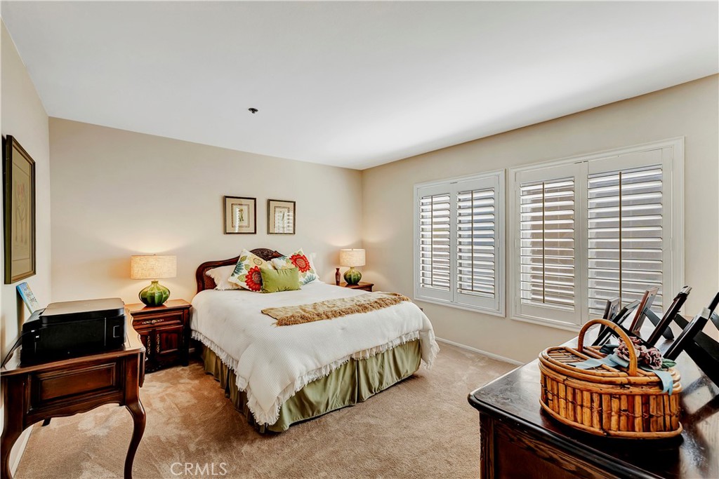 1310 E Orange Grove Boulevard 115