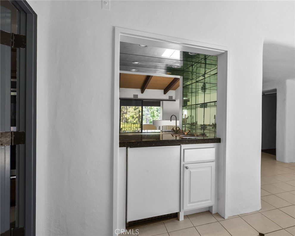 2187 Century Woods Way