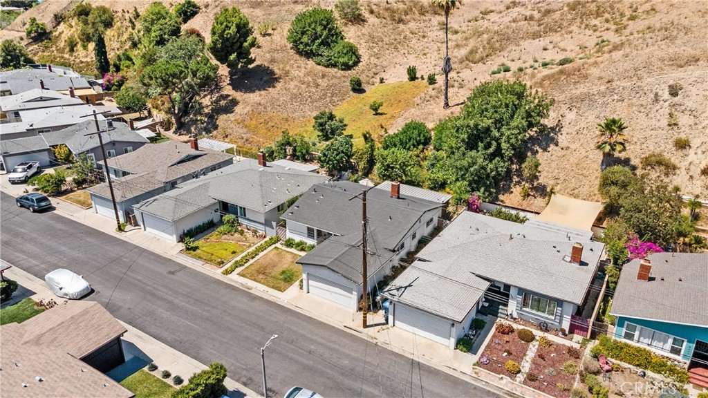 2445 N Ditman Avenue