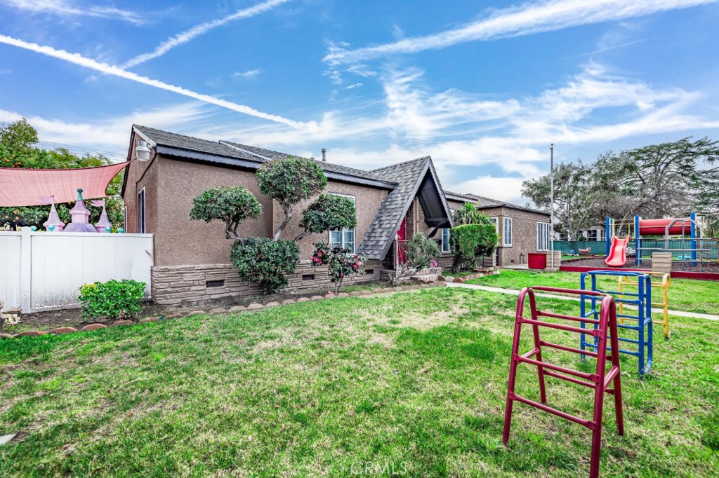 4102 & 4104 W Victory Boulevard