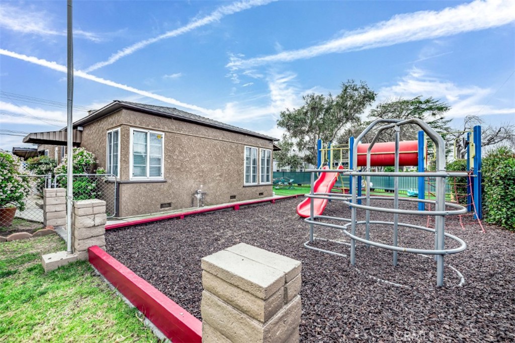 4102 & 4104 W Victory Boulevard