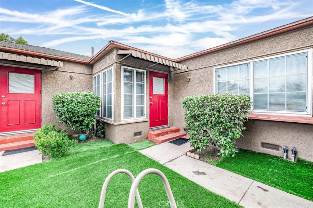 4102 & 4104 W Victory Boulevard