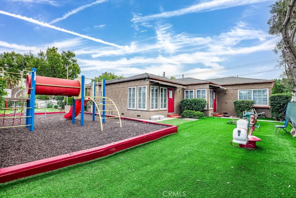 4102 & 4104 W Victory Boulevard